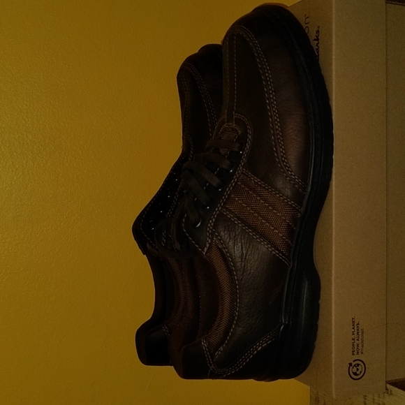 Clarks Men's Size 11.5 Sherwin Way Leather Upper Oxford - Picture 1 of 3
